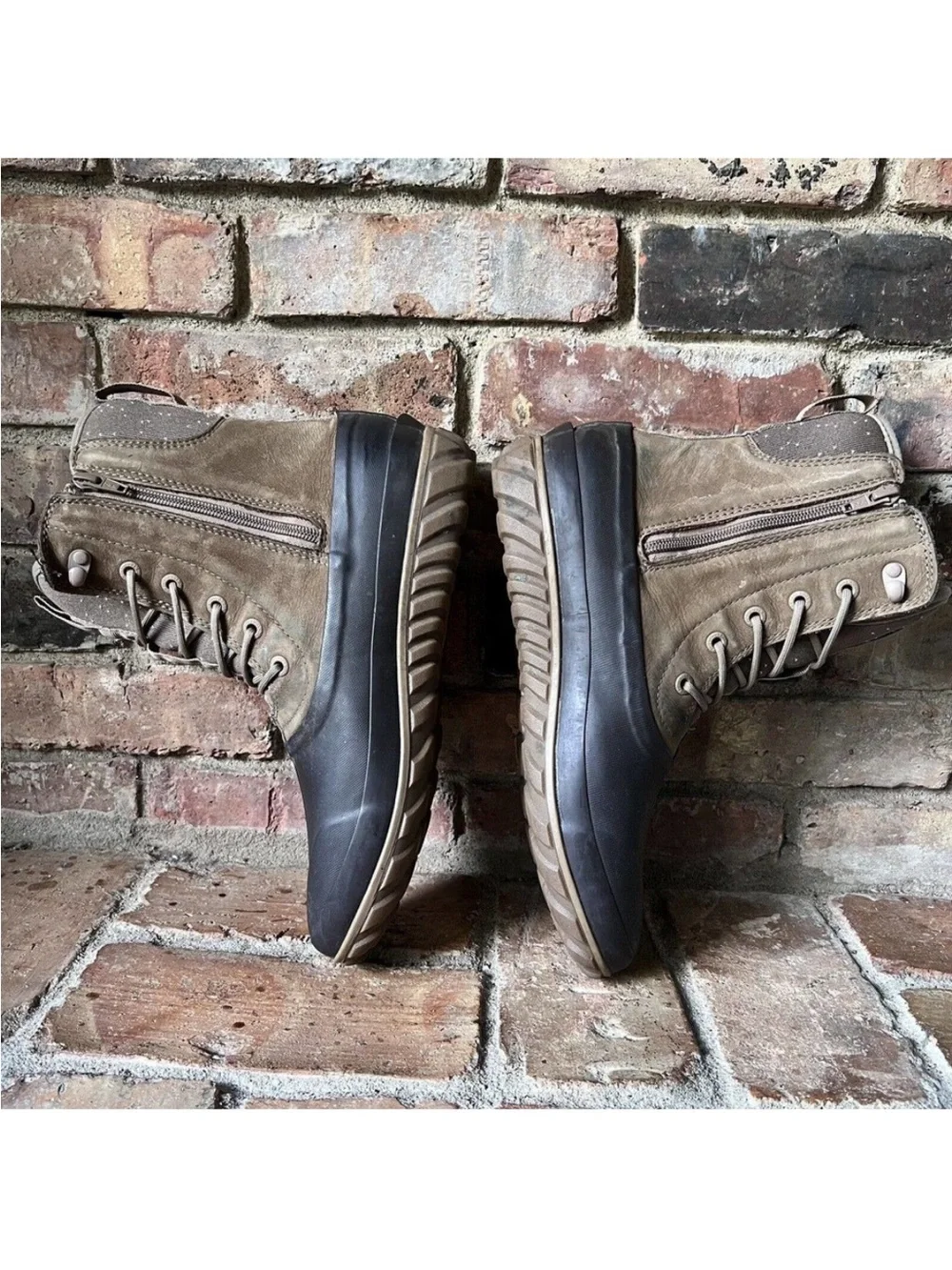 Bogs Waterproof Leather Winter Insulated Duck Boot